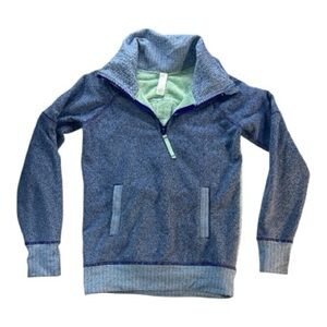 Ivivva Lululemon Shiver Stopper Fleece Pullover Girls Size 10 Blue Herringbone